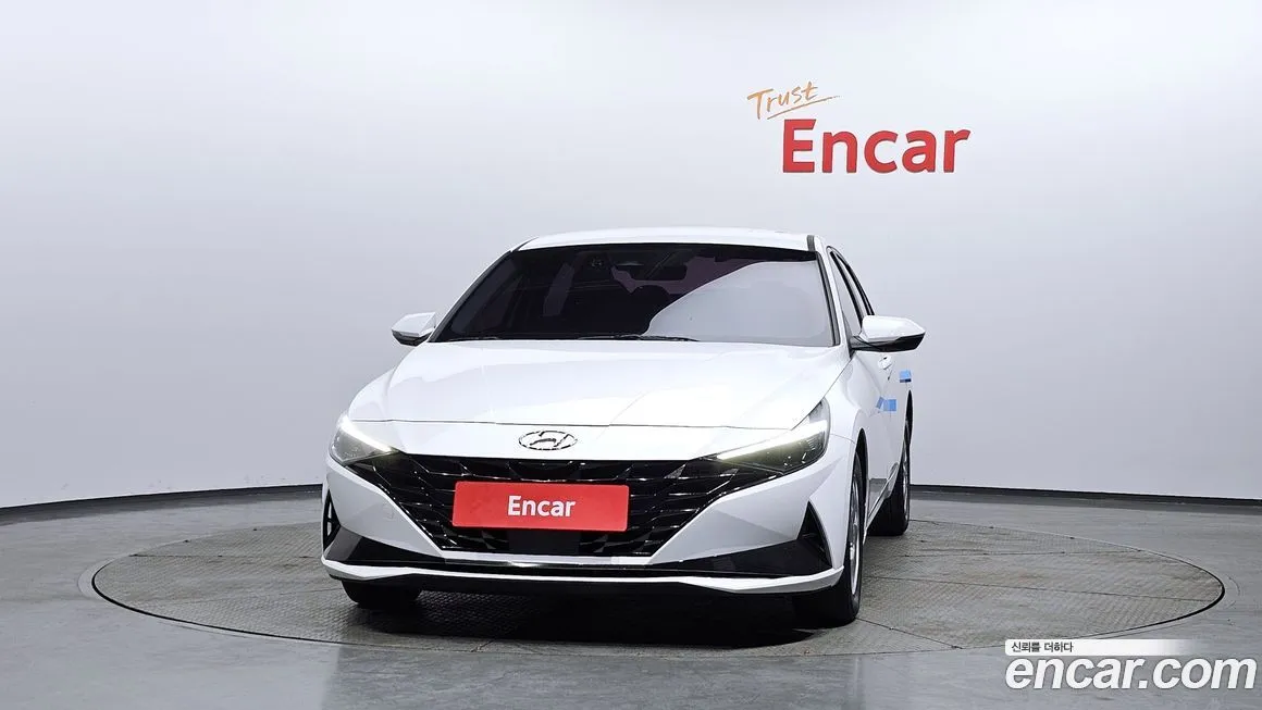 Hyundai AVANTE — фото 2