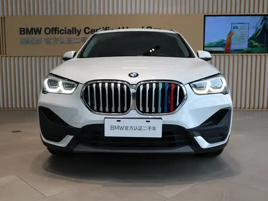BMW X1 — фото 5