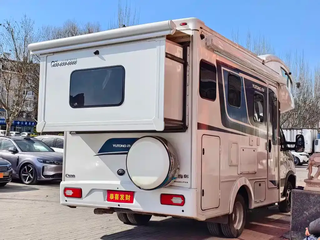 IVECO Ousheng 2021 из CN, фото 7