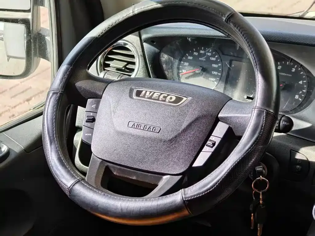 IVECO Ousheng 2021 из CN, фото 5