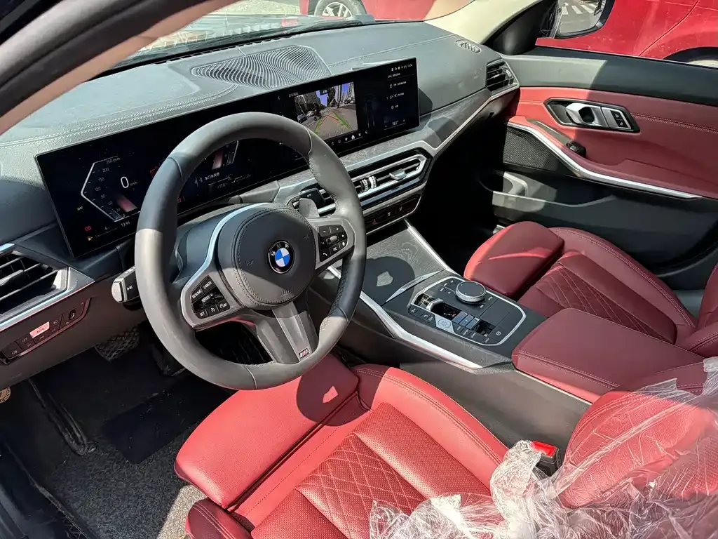 BMW 3 Series 2024 из CN, фото 10