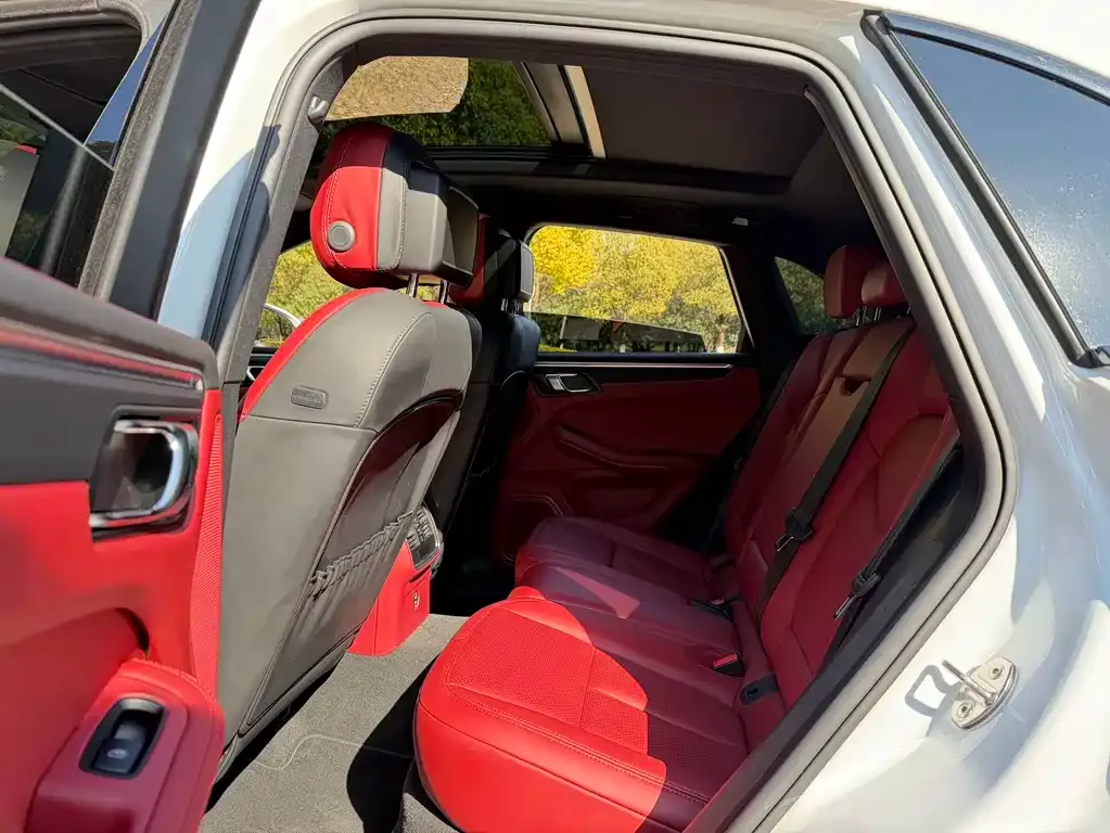 Porsche Macan 2021 из CN, фото 10