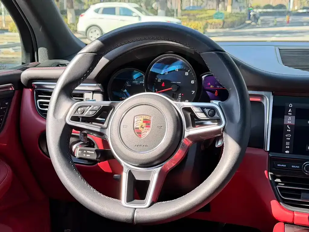 Porsche Macan 2021 из CN, фото 6