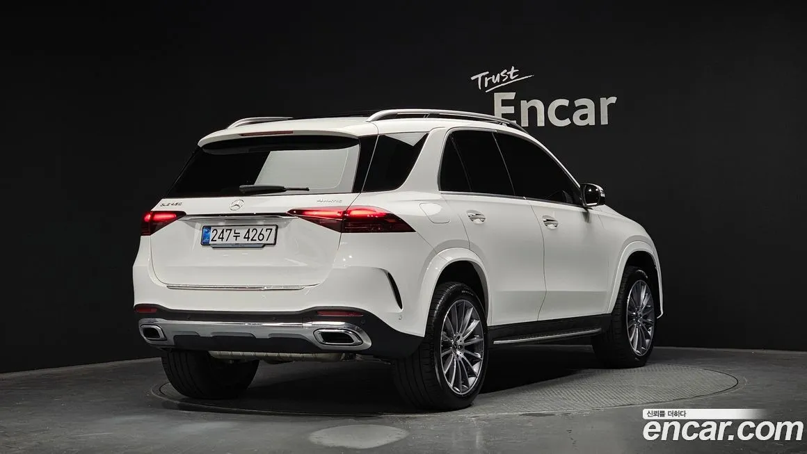 Mercedes-Benz GLE-Class — фото 2