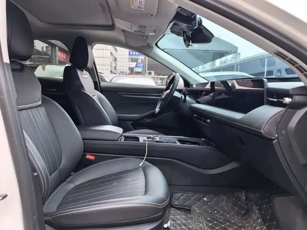 Ford Mondeo 2024 из CN, фото 2