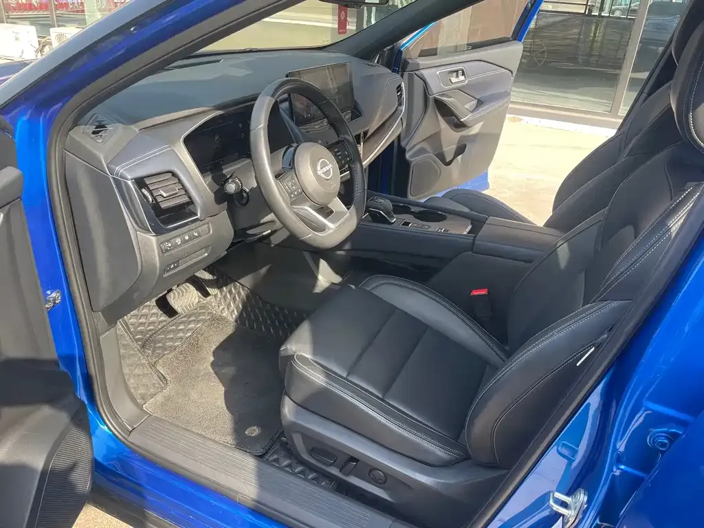 Nissan Qashqai — фото 10