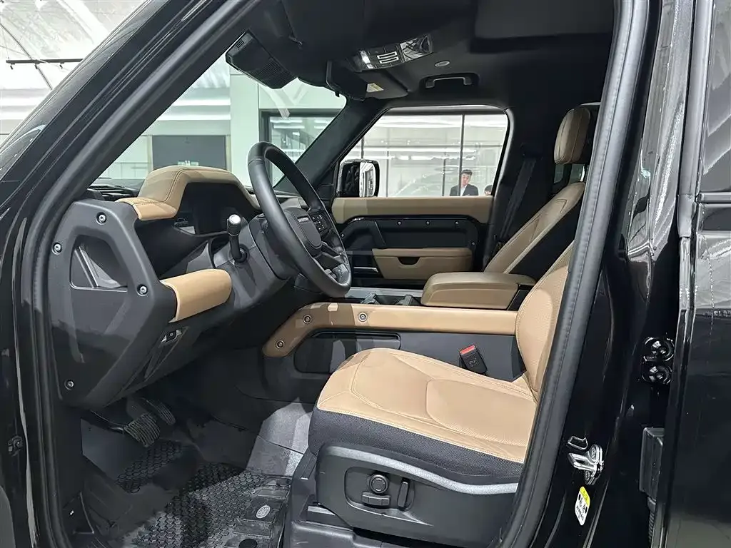 Land Rover Defender — фото 5