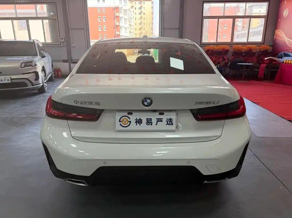 BMW 3 Series 2023 из CN, фото 7