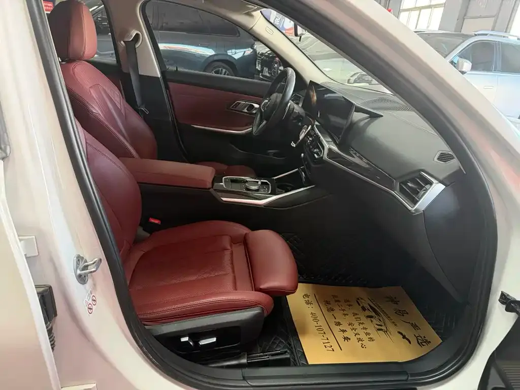 BMW 3 Series 2023 из CN, фото 10