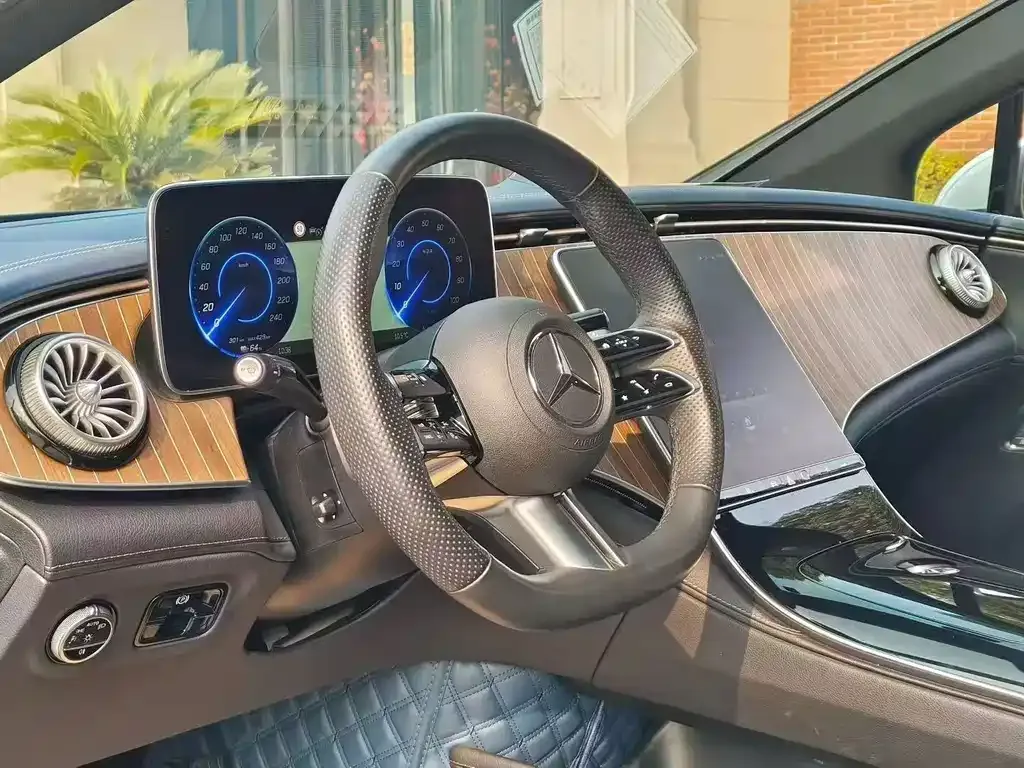 Mercedes-Benz EQE 2023 из CN, фото 6