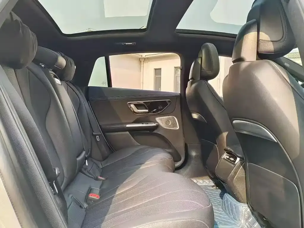 Mercedes-Benz EQE 2023 из CN, фото 3