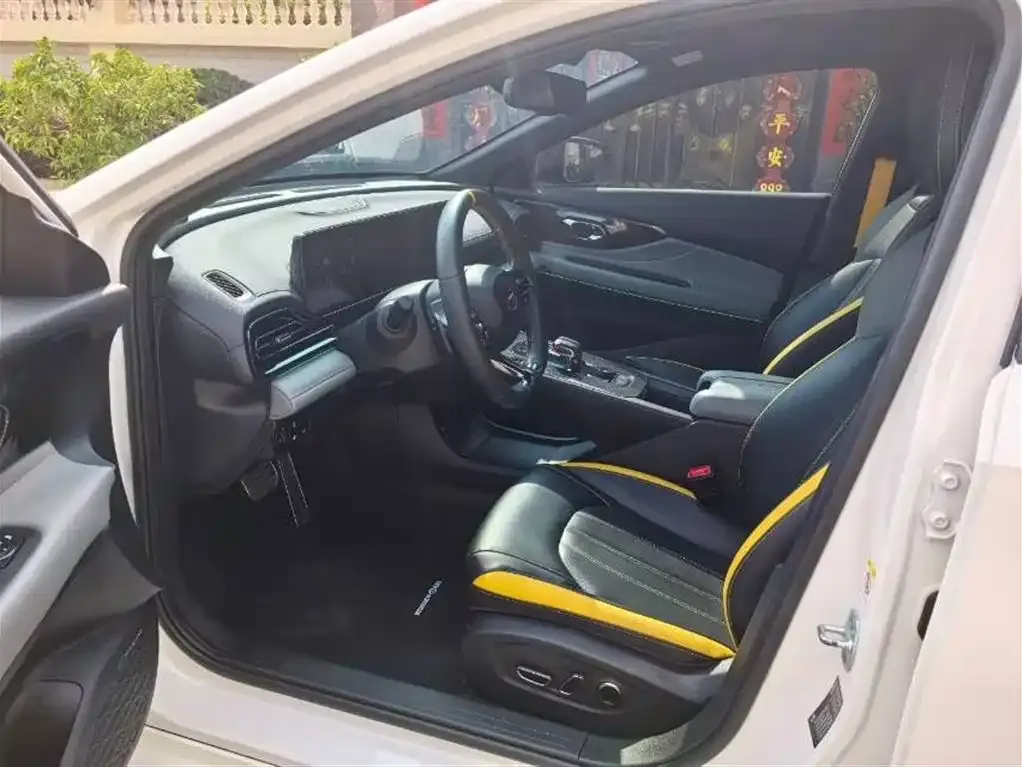 GAC Motor Shadow Leopard — фото 6