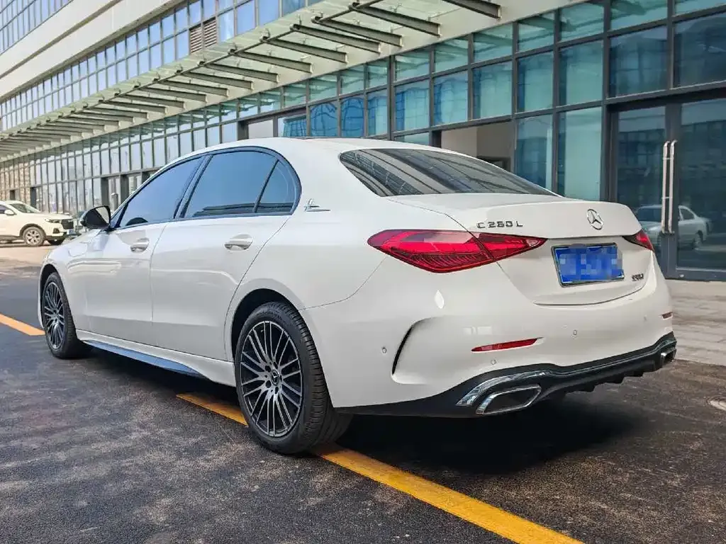 Mercedes-Benz C-Class 2024 из CN, фото 6