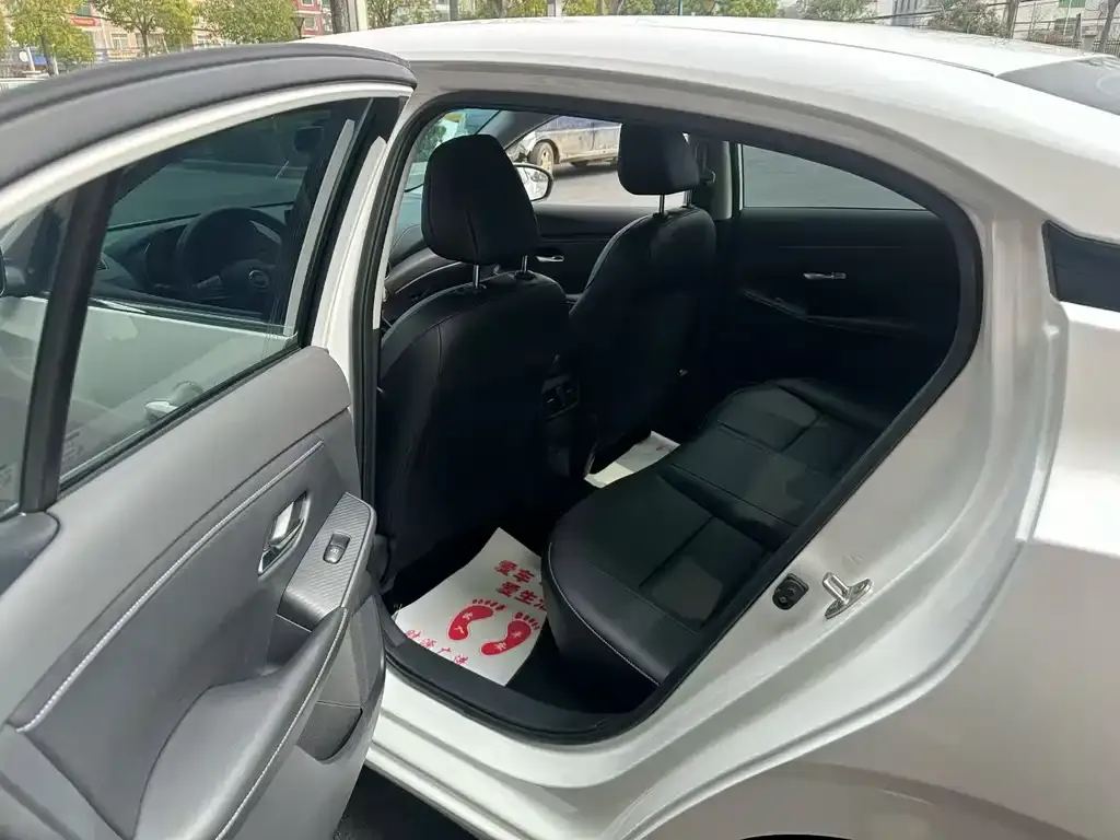 Nissan Sylphy 2024 из CN, фото 5