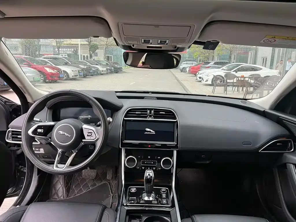 Jaguar XEL 2021 из CN, фото 8