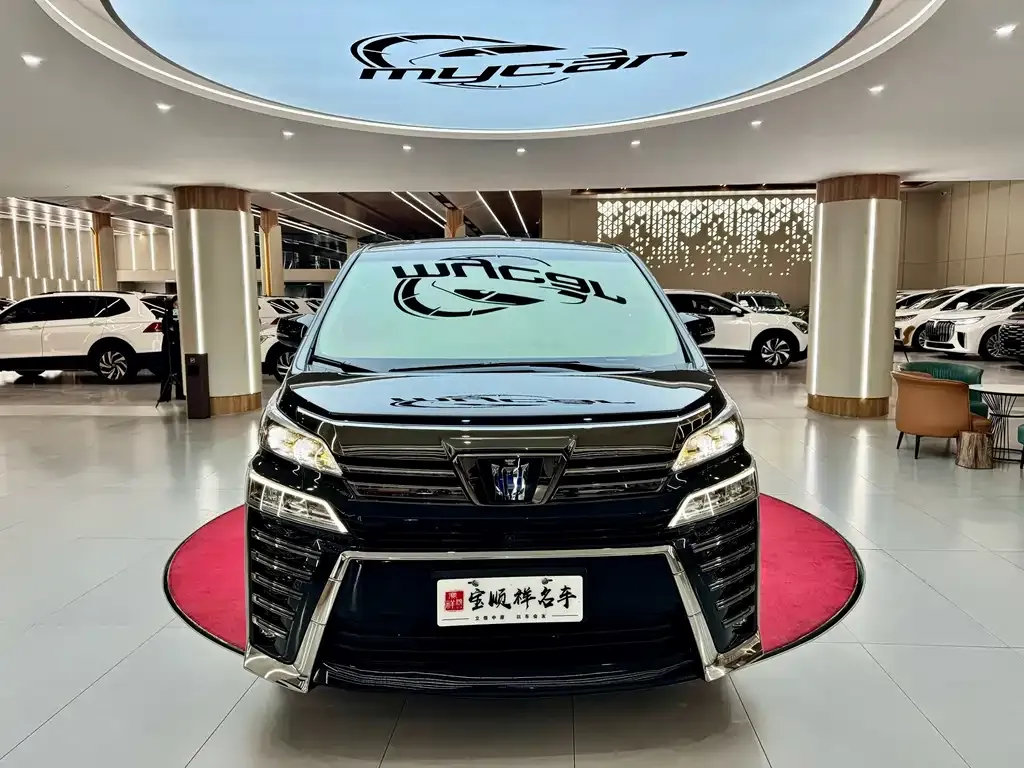Toyota Vellfire — фото 9