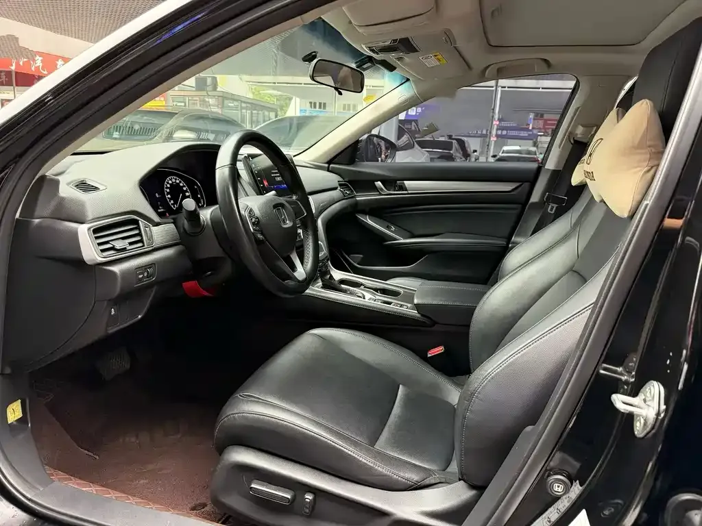 Honda Accord 2023 из CN, фото 5