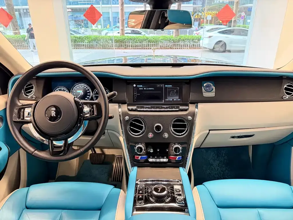 Rolls-Royce Cullinan 2021 из CN, фото 9