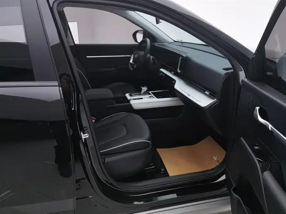 Hyundai ix35 2024 из CN, фото 4