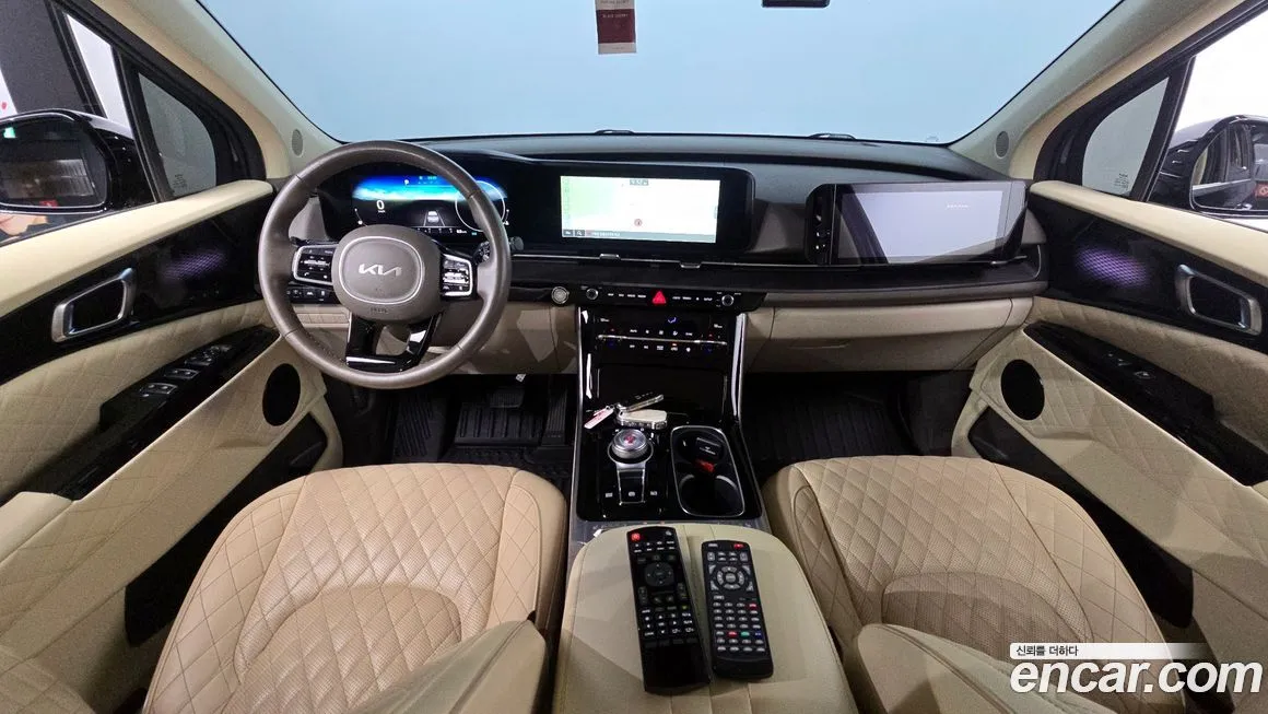 Kia Carnival — фото 4