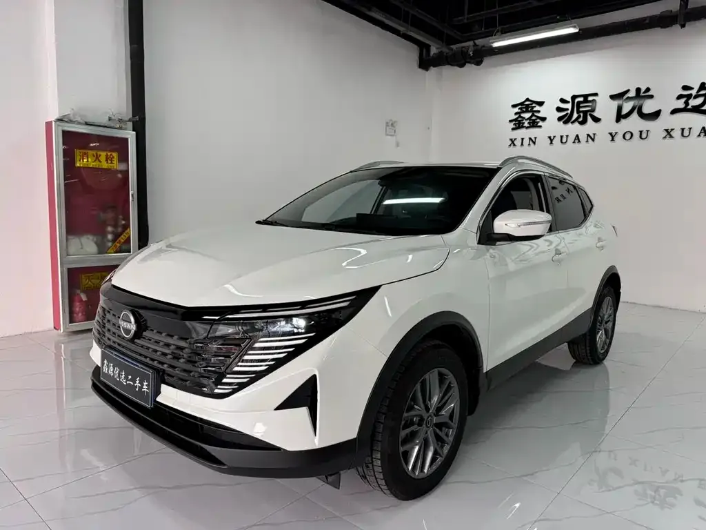 Nissan Qashqai — фото 1