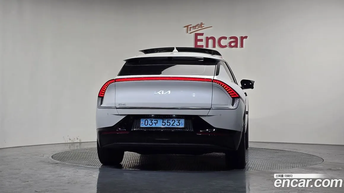 Kia EV6 — фото 6