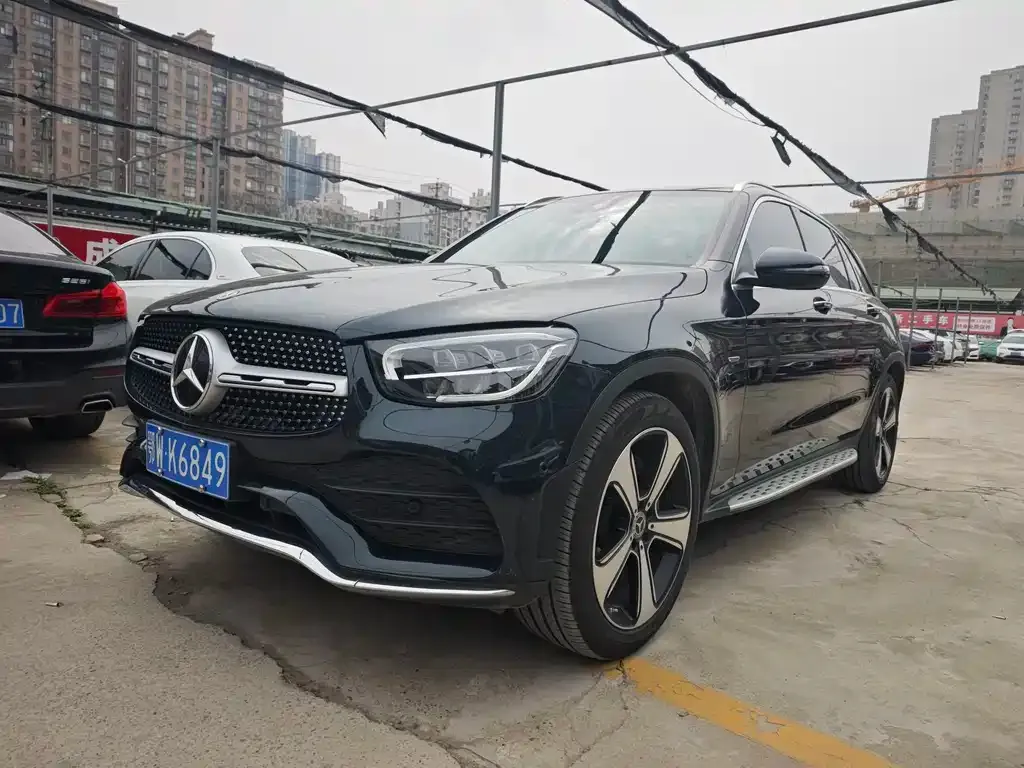 Mercedes-Benz GLC — фото 1