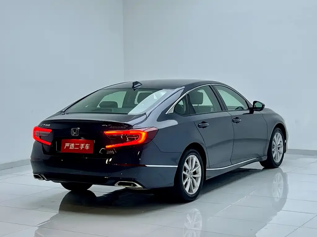 Honda Accord — фото 2