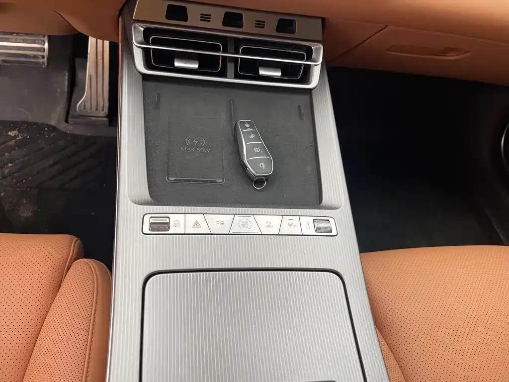 BYD Han L 2025 из CN, фото 9