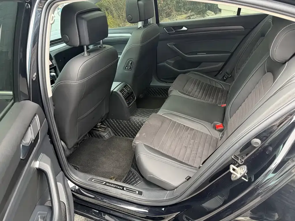 Volkswagen Magotan 2022 из CN, фото 4