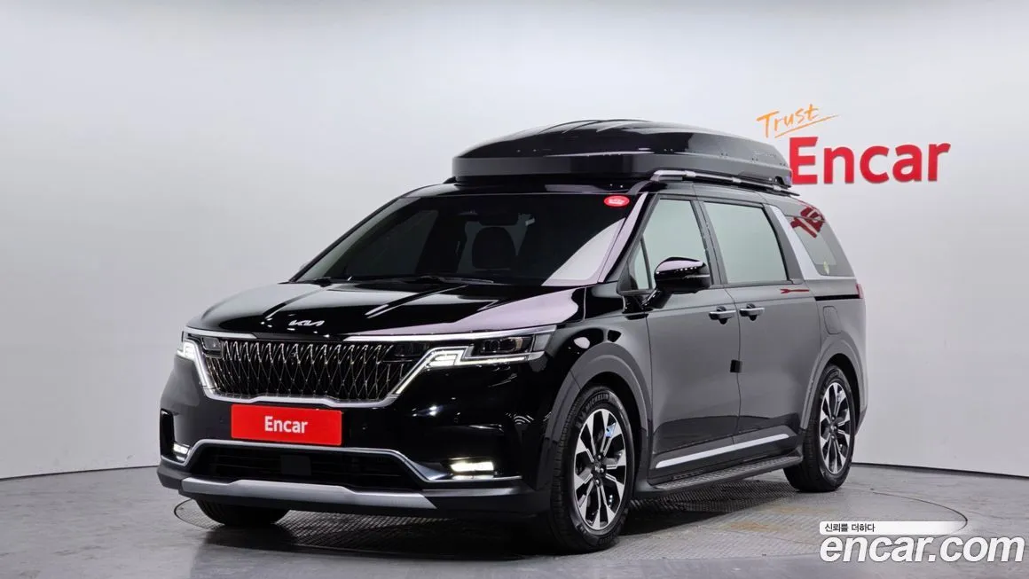 Kia Carnival — фото 1