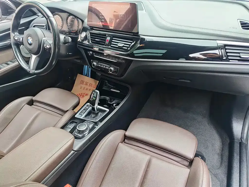 BMW 1 Series 2022 из CN, фото 8
