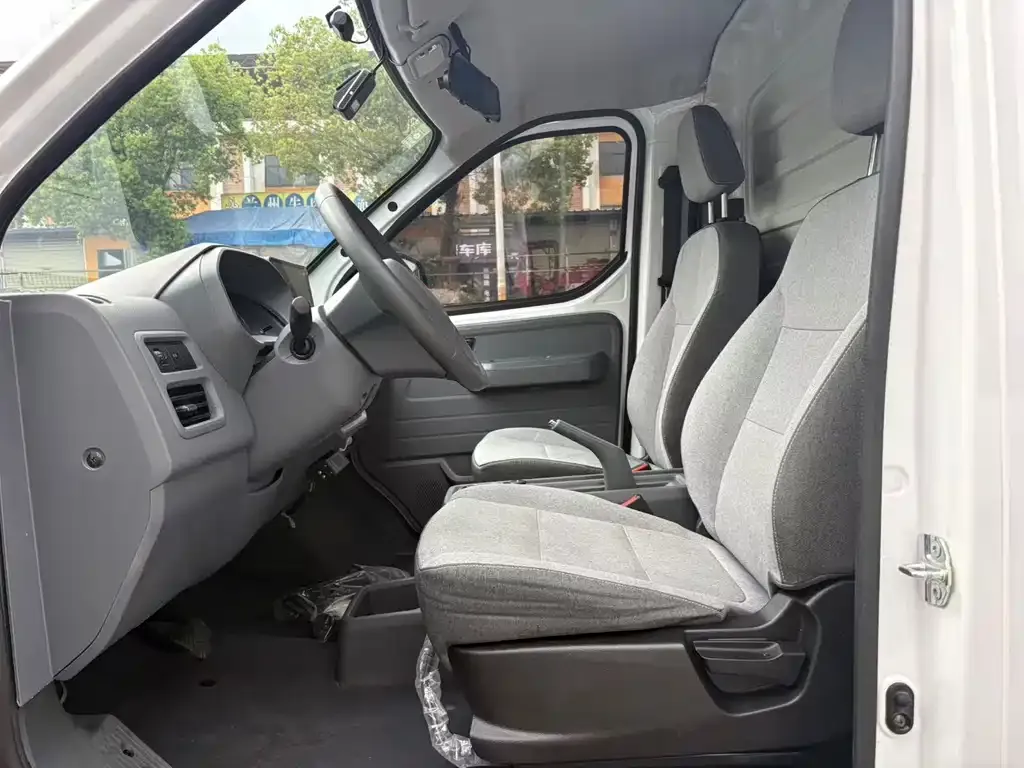 Wuling Yangguang 2025 из CN, фото 9