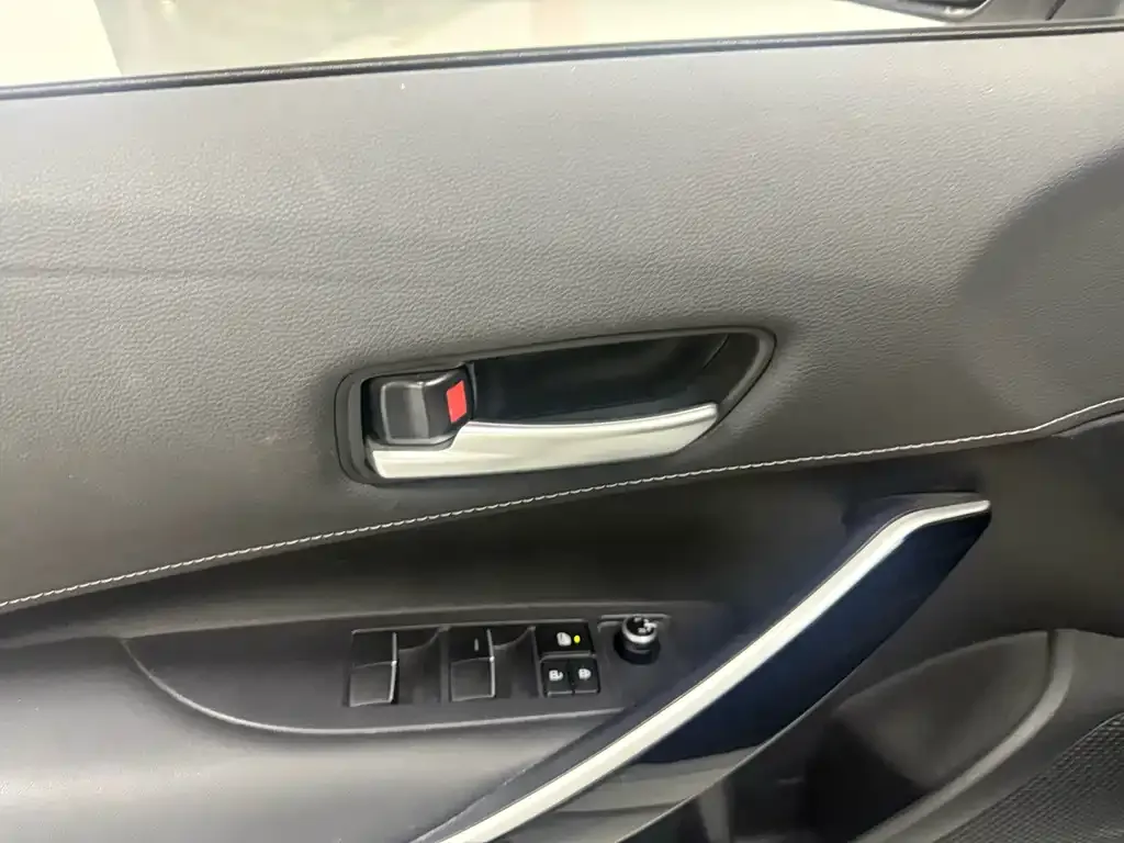 Toyota Corolla 2025 из CN, фото 10
