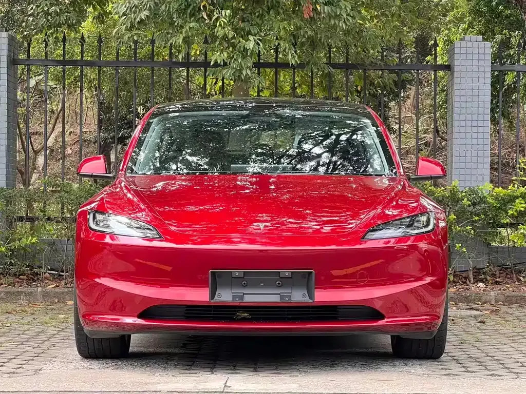 Tesla Model 3 2023 из CN, фото 10