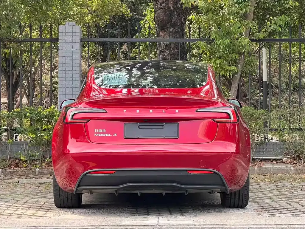 Tesla Model 3 2023 из CN, фото 7
