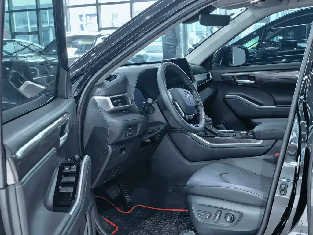 Toyota Highlander 2025 из CN, фото 4