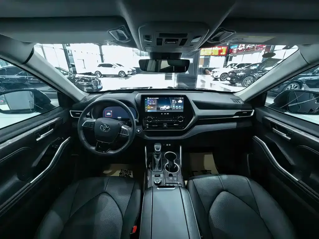 Toyota Highlander 2025 из CN, фото 7