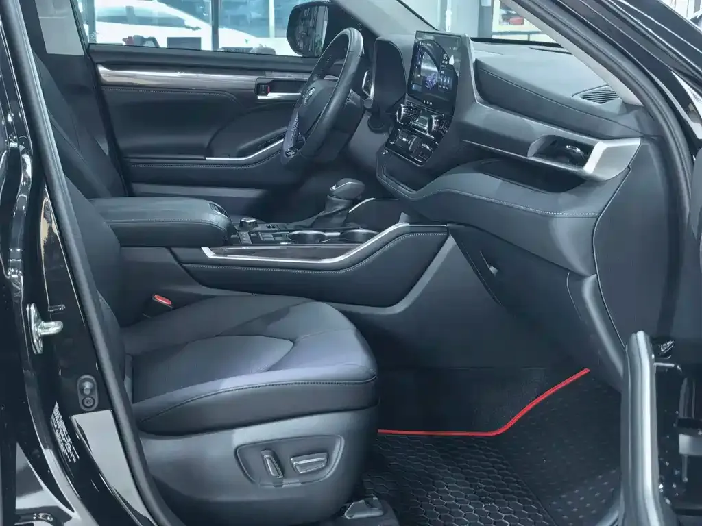 Toyota Highlander 2025 из CN, фото 9
