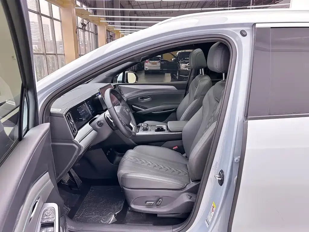 BYD L DM-i 2025 из CN, фото 9