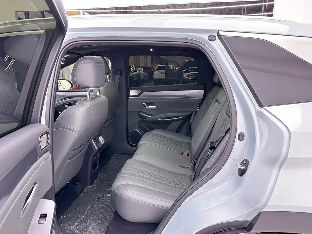 BYD L DM-i 2025 из CN, фото 5