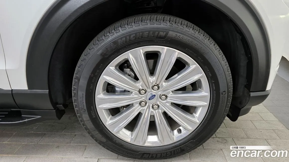 Ford Explorer 2022 из KR, фото 8