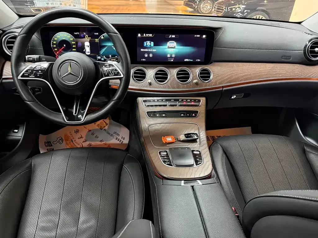 Mercedes-Benz E-Class — фото 10