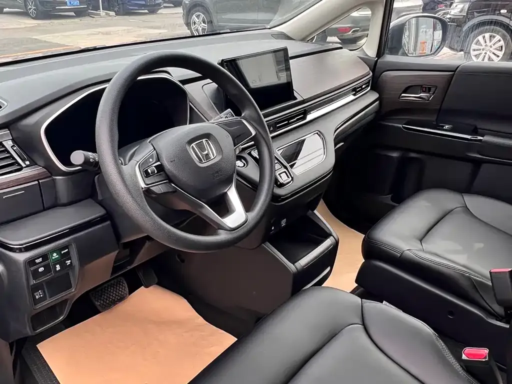 Honda Odyssey 2024 из CN, фото 5