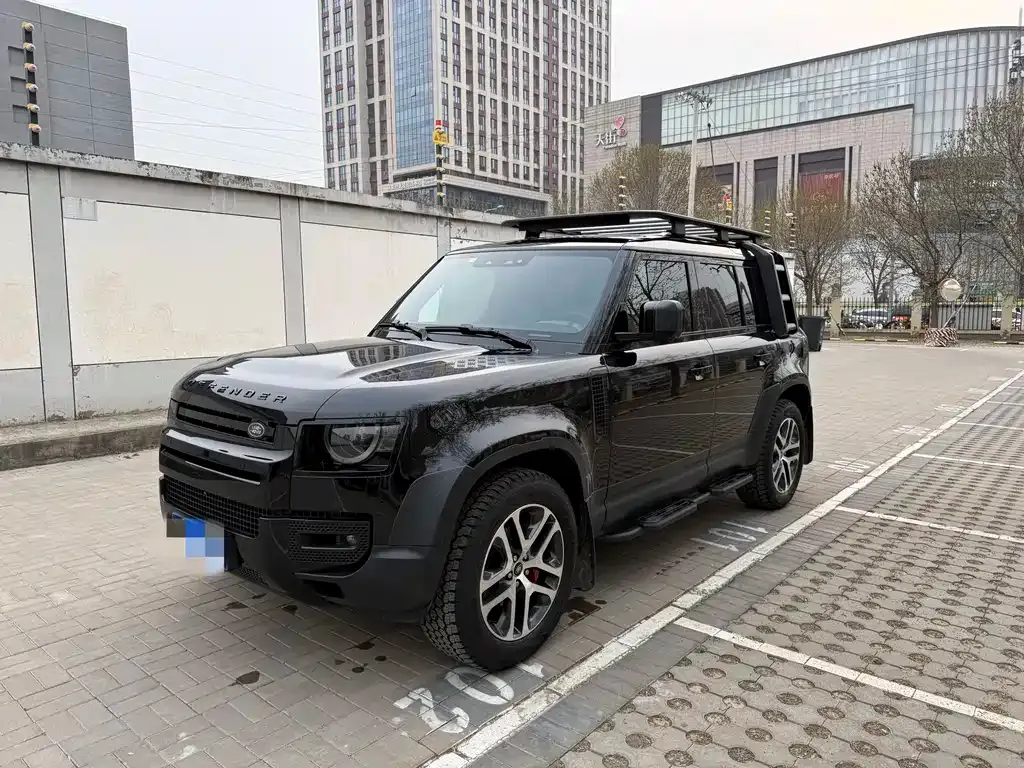 Land Rover Defender — фото 1