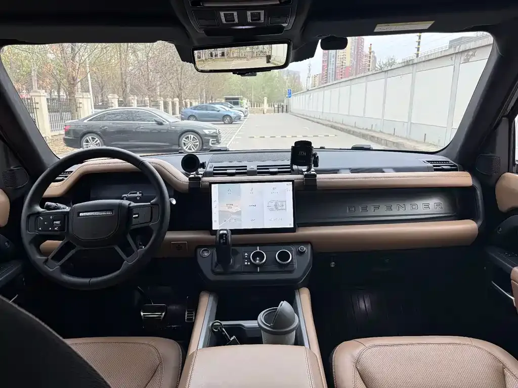 Land Rover Defender — фото 4