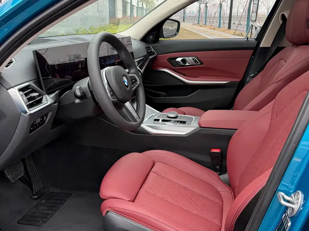 BMW 3 Series 2023 из CN, фото 6