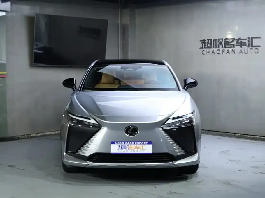 Lexus RZ 2023 из CN, фото 8