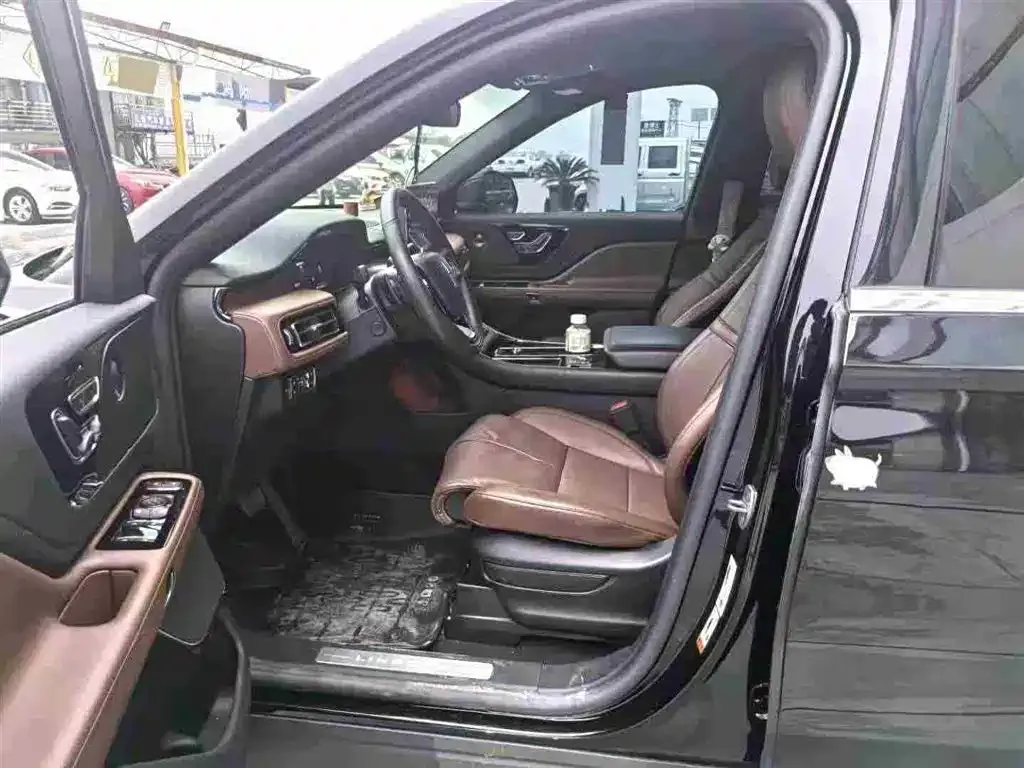 Lincoln Aviator 2021 из CN, фото 5