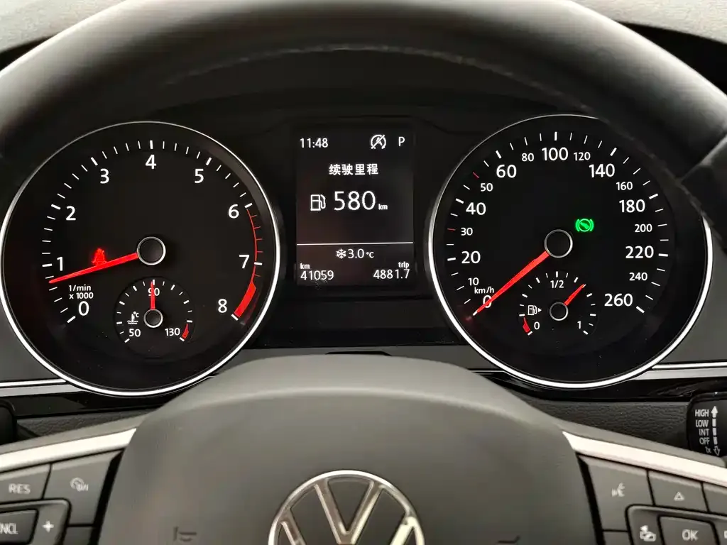 Volkswagen Magotan 2022 из CN, фото 4